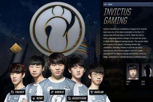 英超最恐怖的双锋组合现身！利物浦三叉戟体系演变配置，这步棋太险，到底是福是祸？